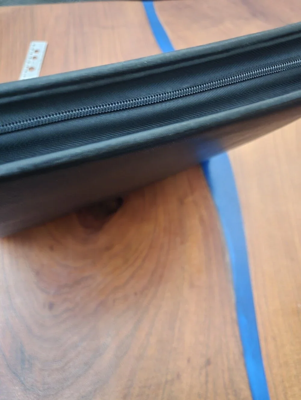 Americas Avenue Black ZipperedPadfolio with Built-in Calculator Binder Organizer